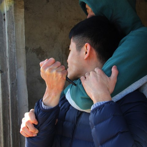 Długopis z latarką Fenix T6 czarny