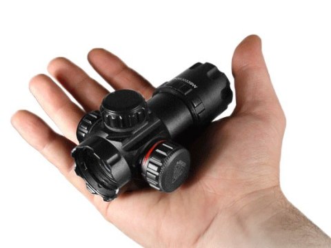 Kolimator Leapers UTG DS3039W 3.9'' 30 mm