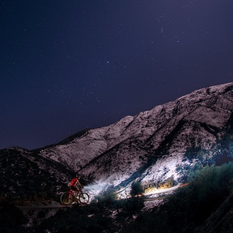 Lampa rowerowa Fenix BC26R