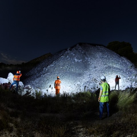 Latarka LED Fenix LR50R