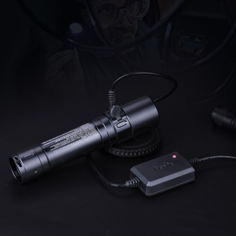 Latarka LED Fenix WF30RE