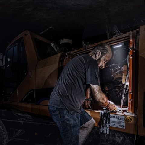 Latarka LED Fenix WT16R