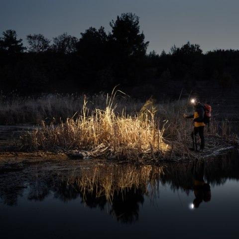 Latarka czołowa Fenix HP16R