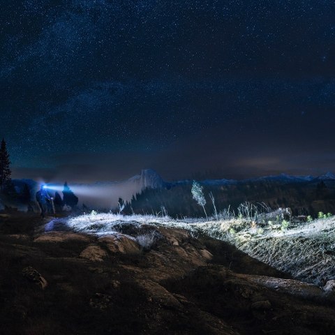 Latarka czołowa Fenix HP16R