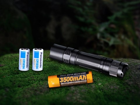 Latarka taktyczna LED Fenix PD32 V2.0