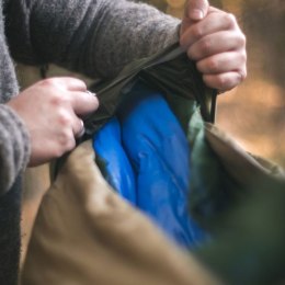 Pokrowiec Lesovik LARVA mayfly green