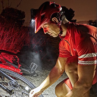 Lampa rowerowa Fenix BC21R V3.0