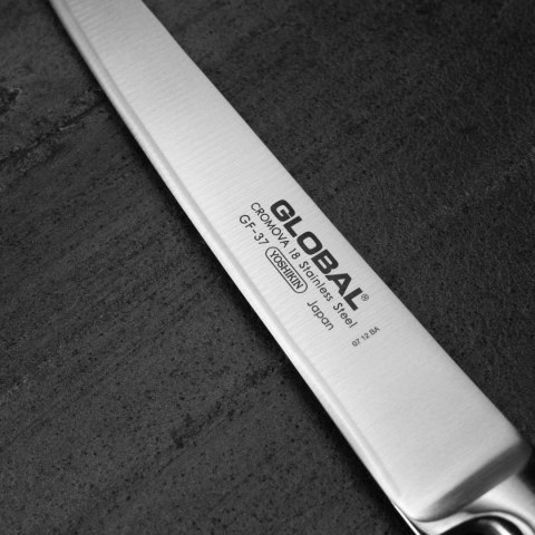 Europejski nóż do porcjowania 22 cm | Global GF-37