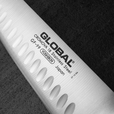 Europejski nóż szefa kuchni żłobiony 20,5 cm | Global GF-99