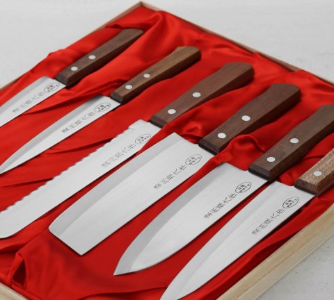 Mcusta Zanmai VG-10 Supreme Hammered Nóż Santoku 18 cm