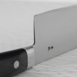 Sakai Takayuki Urushi VG-10 Saiu Nóż Kengata 19 cm