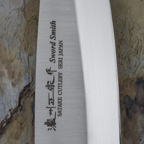 Kanetsune Minamo-kaze Nóż Kiritsuke Gyuto 21 cm
