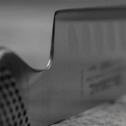 Nóż Santoku 13 cm żłobiony | Global GS-90