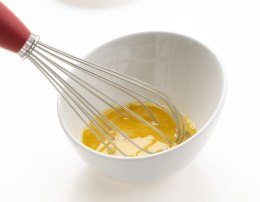 Trzepaczka powlekana silikonem czerwona