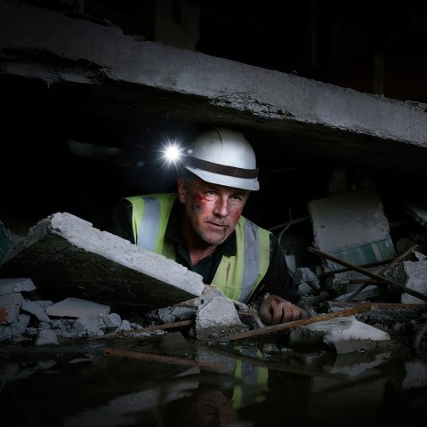 Latarka LED Fenix WF30RE (2025)