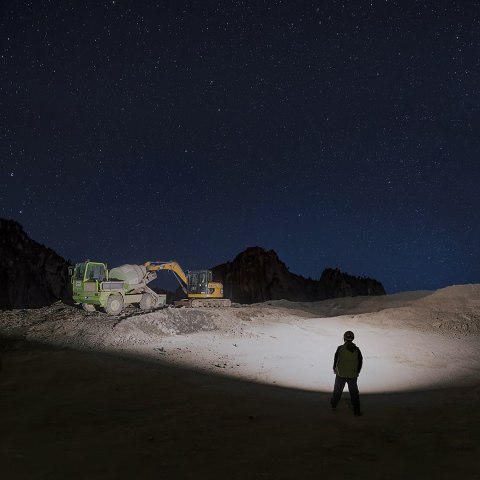 Latarka czołowa Fenix HM75R