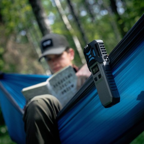 Bezprzewodowy odstraszacz komarów Nitecore EMR10 czarny
