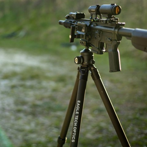 Statyw Eagle Tech Carbon Fiber Tripod WZ-324PA z klamrą U-7