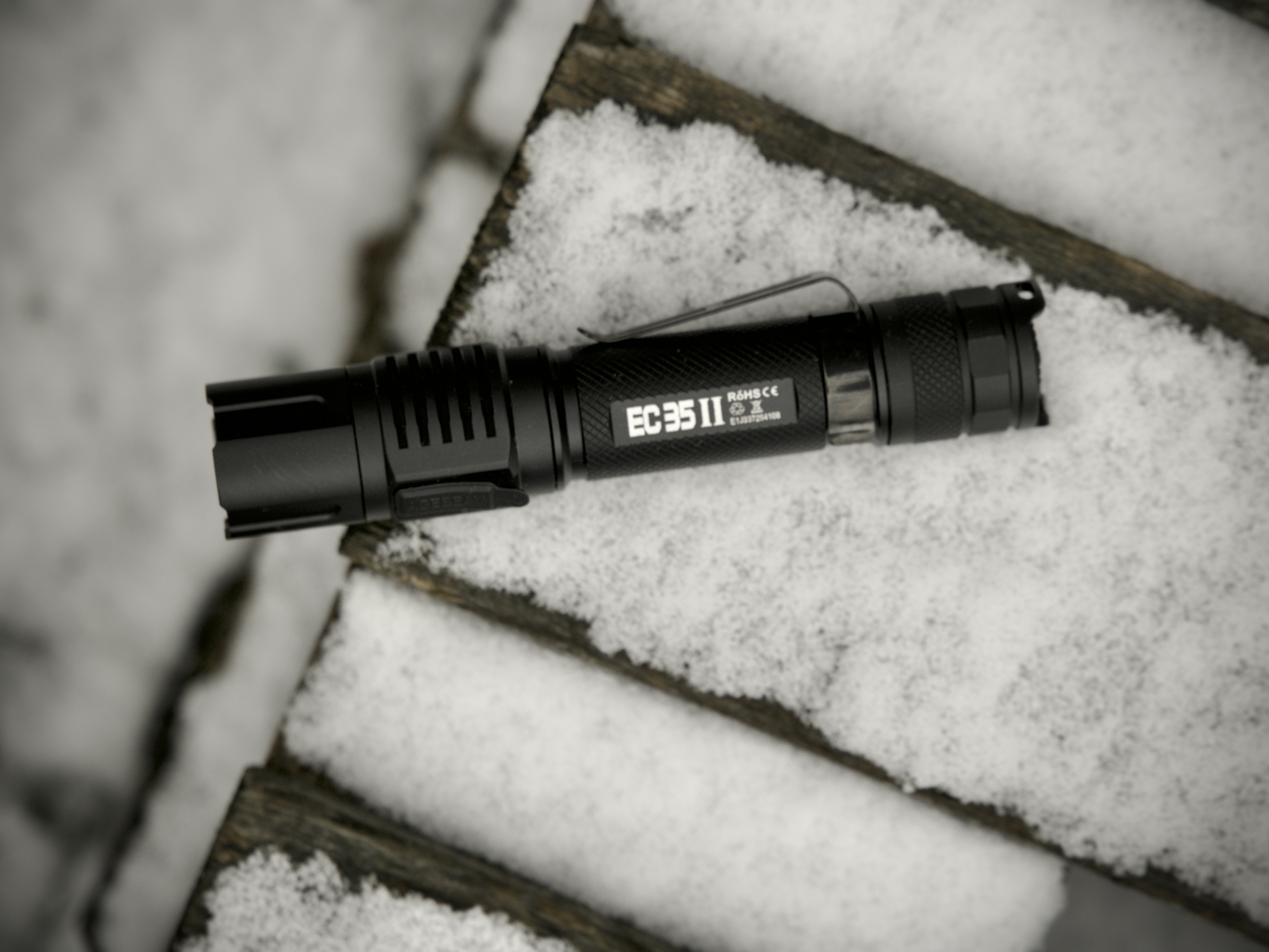 Ręczna latarka LED USB-C Acebeam EC35 GEN II